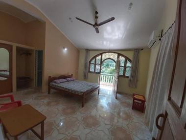 Joaquinas Guest House