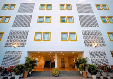 Bloomrooms Calangute