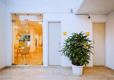 Bloomrooms Calangute