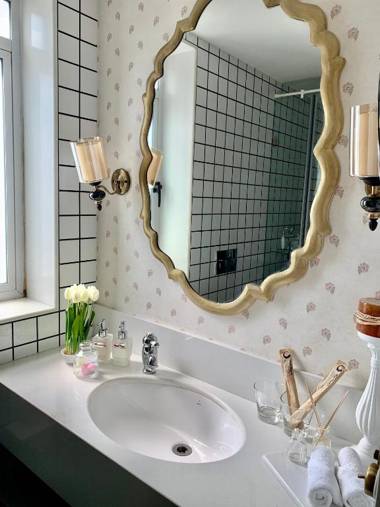 Red Thread Calangute