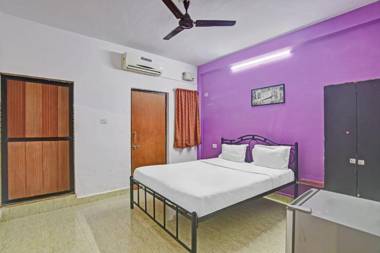 OYO 85106 Hotel Elvins Place