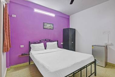 OYO 85106 Hotel Elvins Place