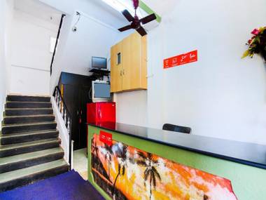 OYO 19831 Crystal Holiday Homes