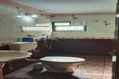 OYO 88335 D Souza Guest House