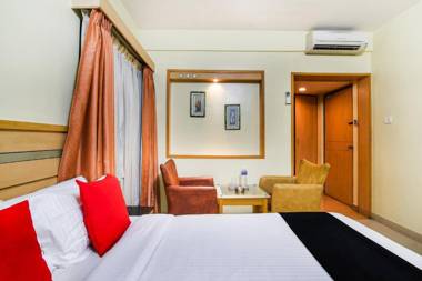 Capital O 37664 Hotel Grand Plaza