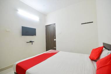 OYO Flagship 77505 Nakshatra Residency