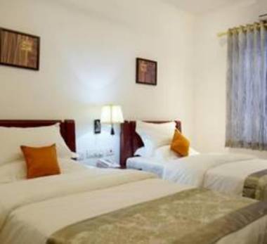 Challenger Residency