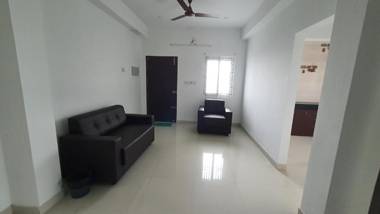 JR Service Apartment Hotel