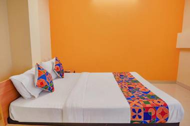 FabHotel First Crown