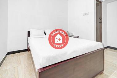 OYO 85705 Hotel Acs Inn