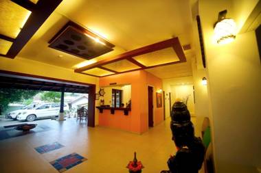 OLD LIGHTHOUSE BRISTOW HOTEL