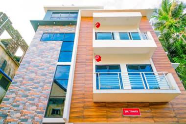 OYO 82919 Thykoodam Apartments