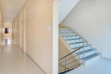 OYO Flagship 73858 Saligram Residency