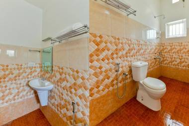 OYO 78351 Comfort 1 B R Thevara