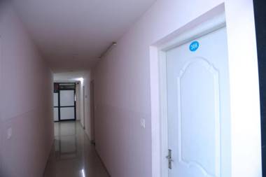 Collection O 82596 Safe Hotel Kadavanthra
