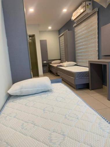 Emerald Royal Residency