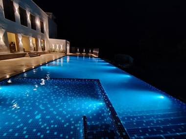 Bindiga Peak Resorts