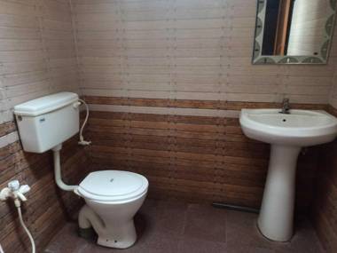 OYO HOME 90958 Kadumane Homestay