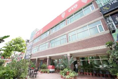 Capital O 821 Sarao Hotel