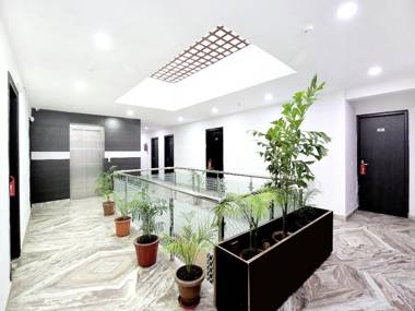 OYO 3712 Chandigarh Grand