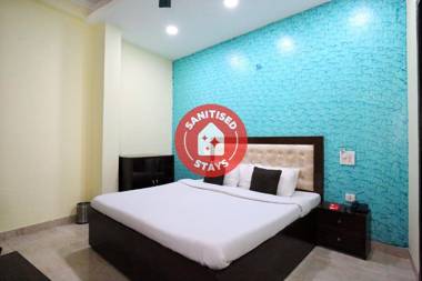 Vaccinated Staff- OYO 7724 HOTEL PR CHANDIGARH