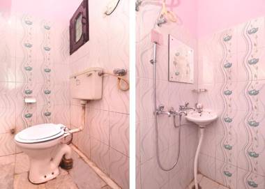 OYO 19403 Hotel Simran