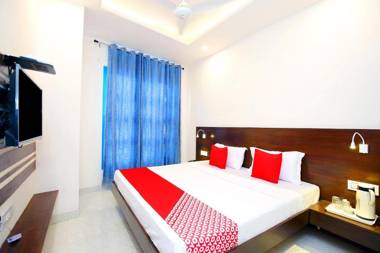 Collection O 45544 Hotel Legacy