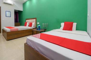 OYO 76270 Hotel Shaurya