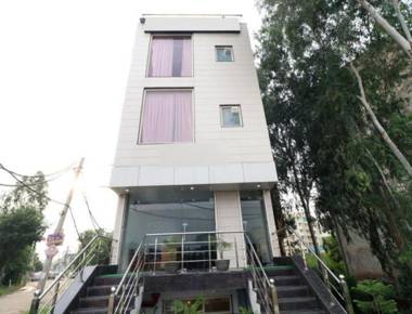 Hotel Royal Wisteria 
