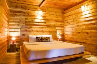 Suro Treehouse Resort