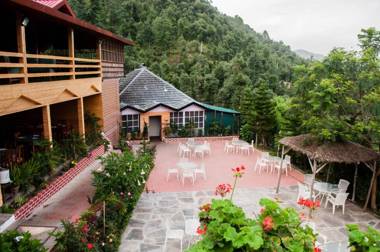 Evaan Resorts Oakwood Hamlet shoghi