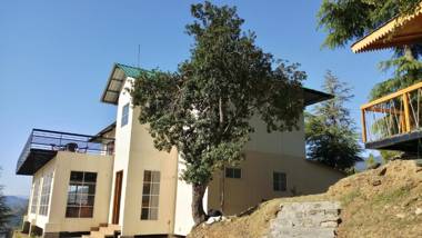 Clarks Exotica Nature Resort