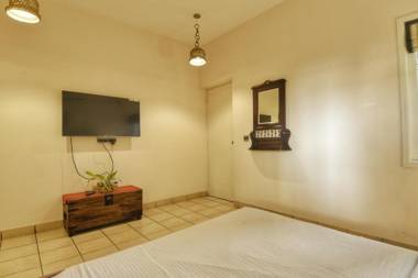 Villa Samaara1 on Candolim Main Road pool facing