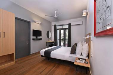 OYO Townhouse 256 Silver Palm Resort