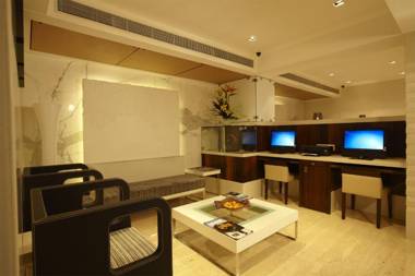Hotel Bawa Continental