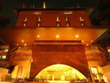 The Maharaja Business Hotel