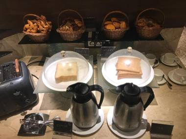 The International by Tunga