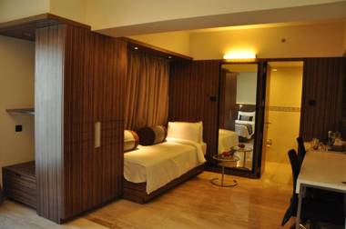 Residency Sarovar Portico