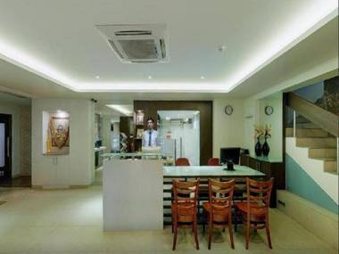 Hotel Singhs International