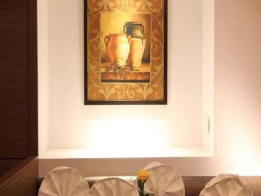 Hotel Landmark Residency