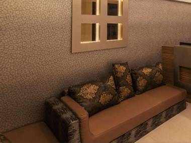 Hotel Anantha Executive Suites