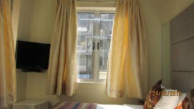 Empire Hotel - Grant Road