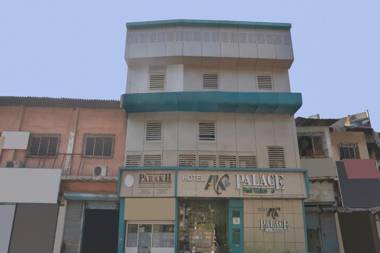 OYO 5661 Hotel AK Palace