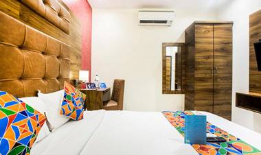 FabHotel Amour Andheri East