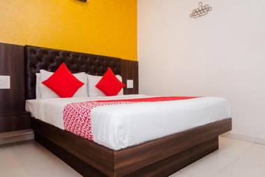 OYO Flagship 8544 Hotel Bentleys