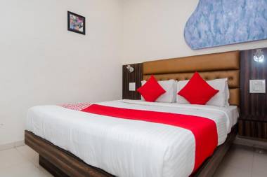 OYO Flagship 8544 Hotel Bentleys