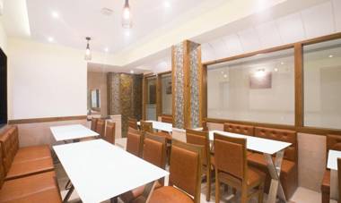 Treebo Trend Amber International