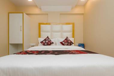 OYO 11720 Gold Coast Inn