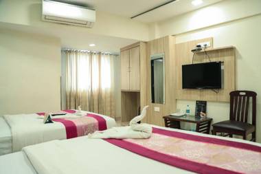 Hotel Plaza Executive - near BKC