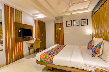 FabHotel Park Palace Mandvi